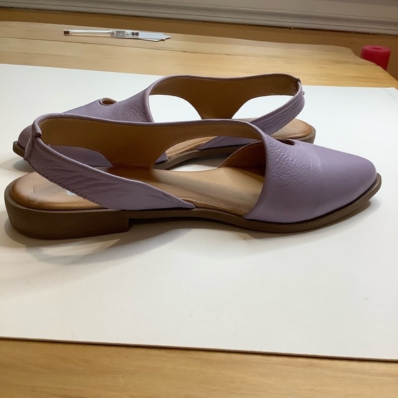 BUENO Bianca Lilac Leather Flat Sandal Size 37 - Picture 9 of 11